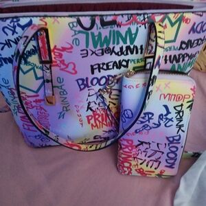 Graffiti two-piece handbag